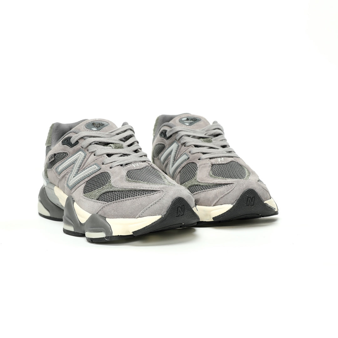 New Balance 9060 Sneakers