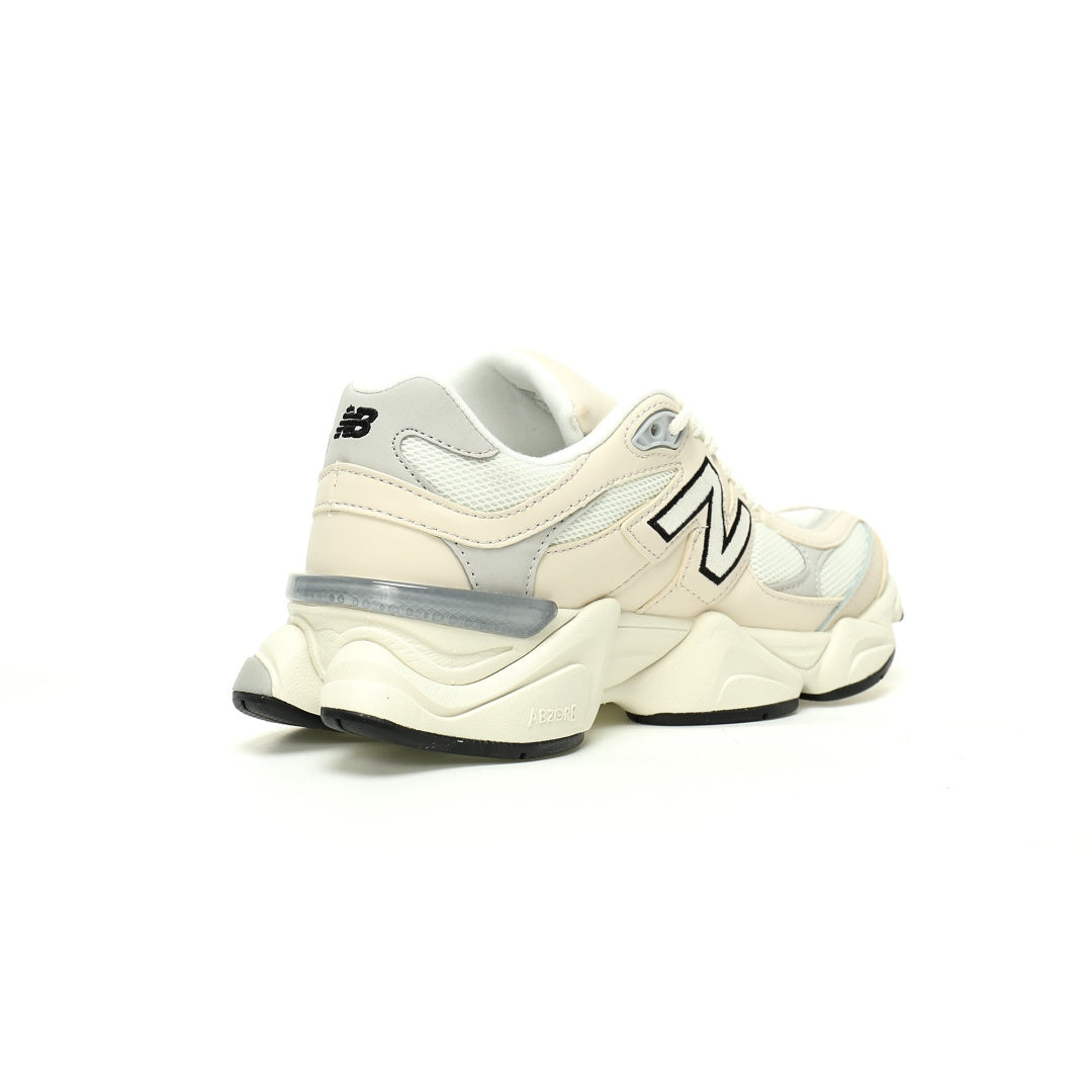 New Balance 9060 Sneakers