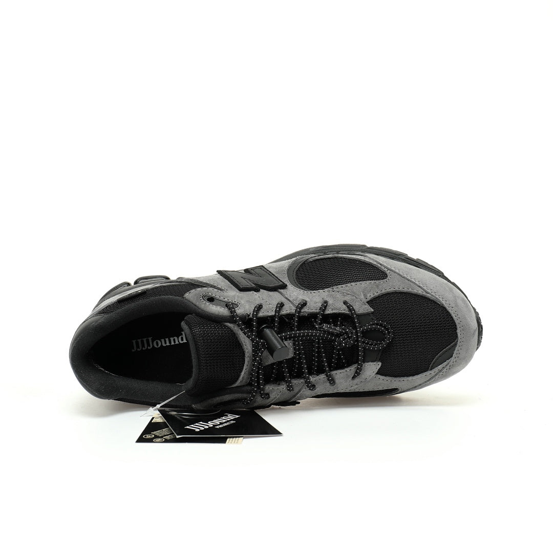 New Balance 2002R GORE-TEX Sneakers
