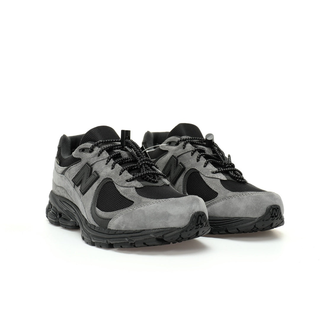 New Balance 2002R GORE-TEX Sneakers