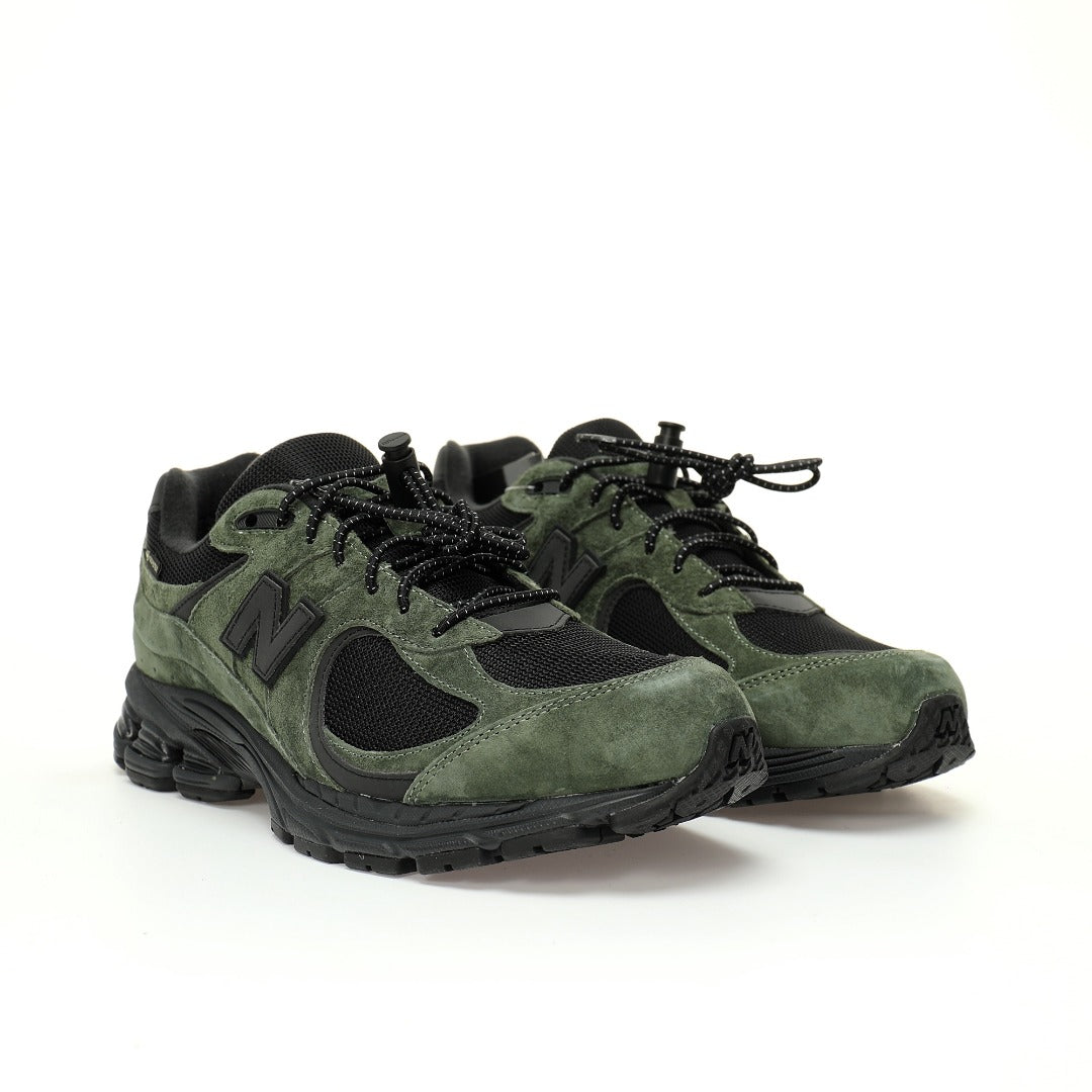 New Balance 2002R GORE-TEX Sneakers