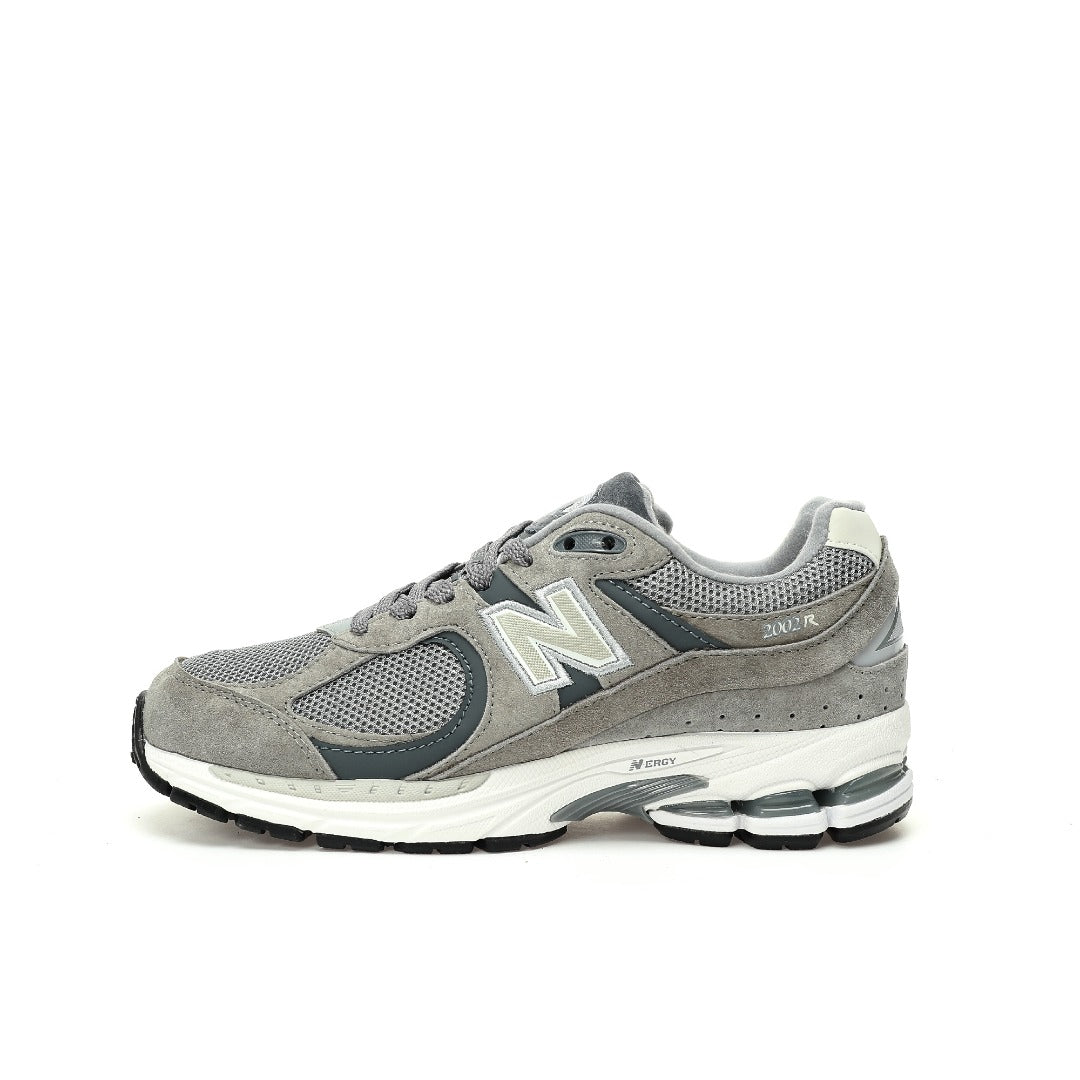New Balance 2002R Sneakers