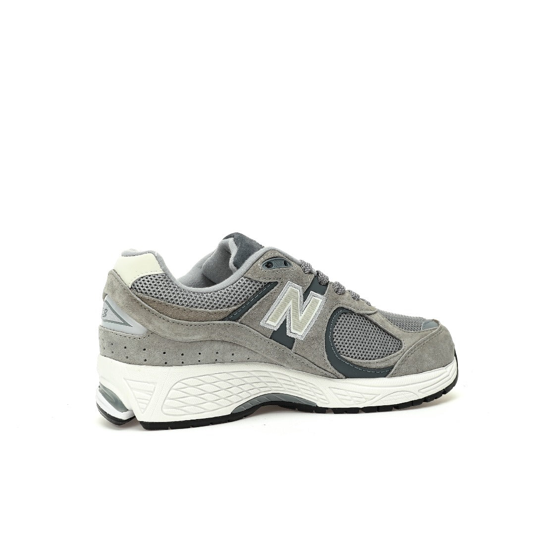 New Balance 2002R Sneakers