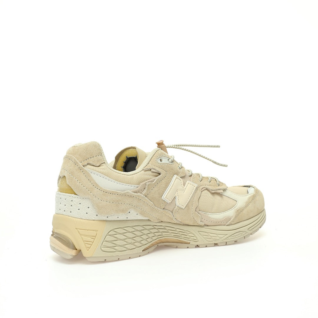 New Balance 2002R Sneakers