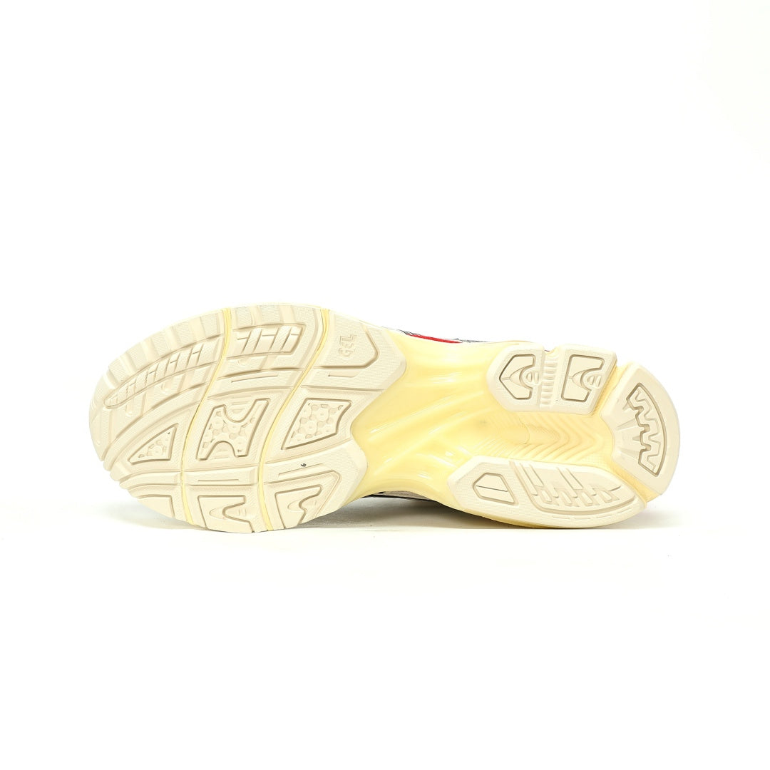 ASICS GEL-KAYANO 14 Sneakers