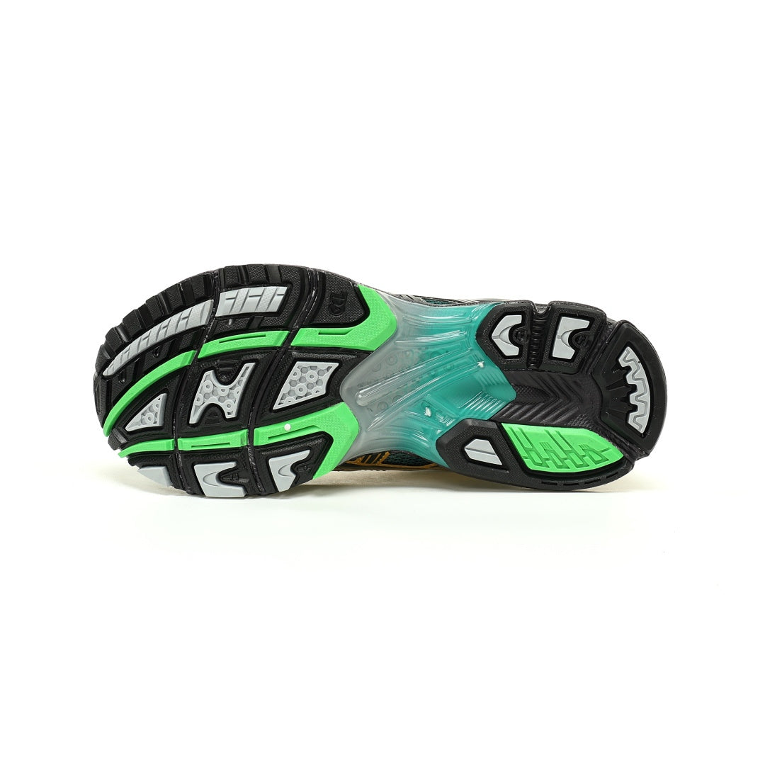 ASICS GEL-KAYANO 14 Sneakers
