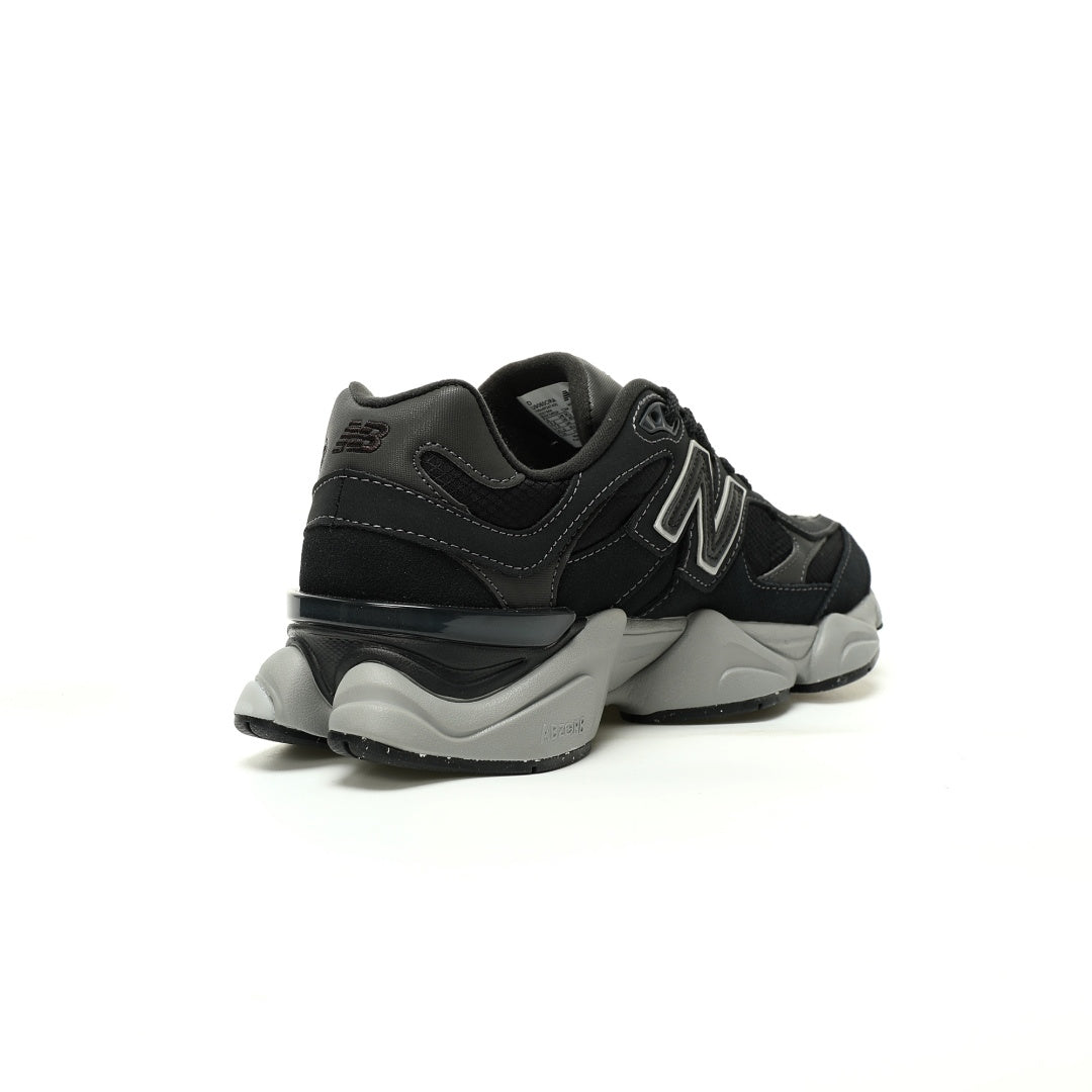 New Balance 9060 Sneakers