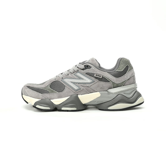 New Balance 9060 Sneakers