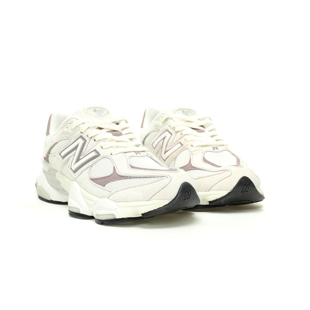 New Balance 9060 Sneakers
