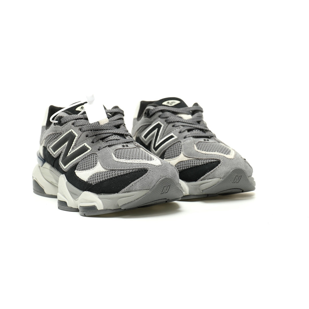 New Balance 9060 Sneakers