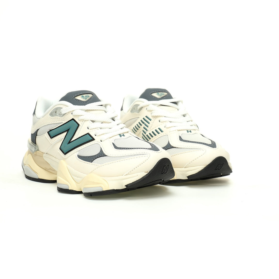 New Balance 9060 Sneakers