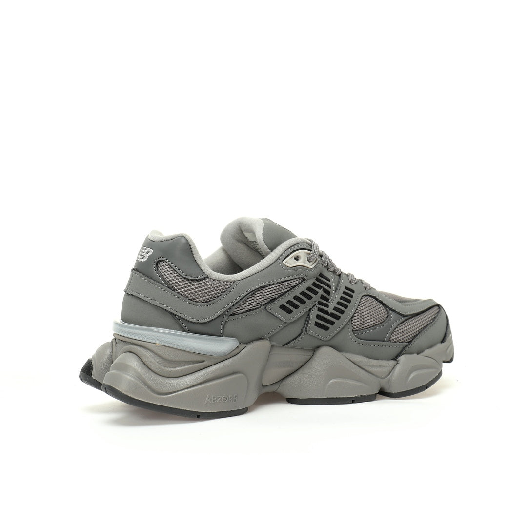 New Balance 9060 Sneakers