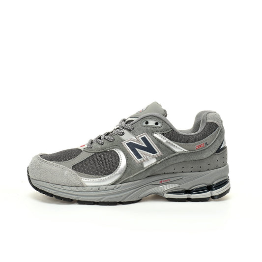 New Balance 2002R Sneakers