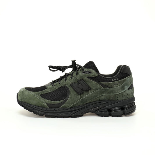 New Balance 2002R GORE-TEX Sneakers