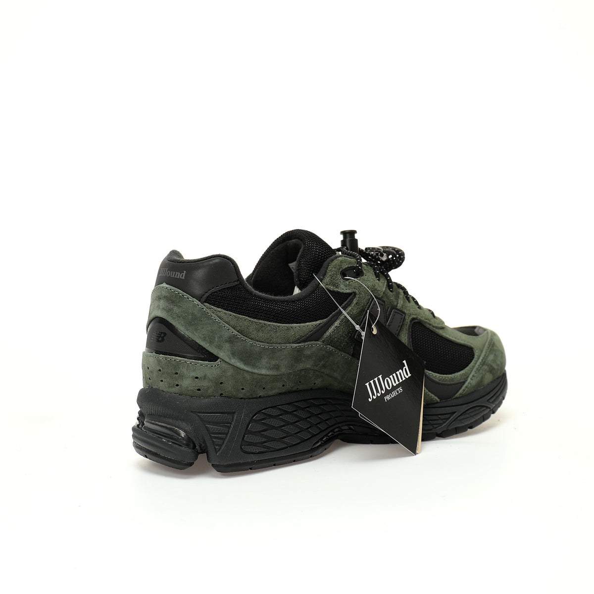 New Balance 2002R GORE-TEX Sneakers