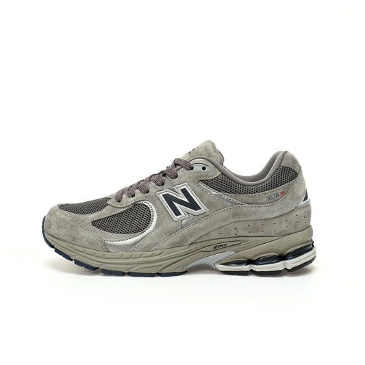 New Balance 2002R Sneakers
