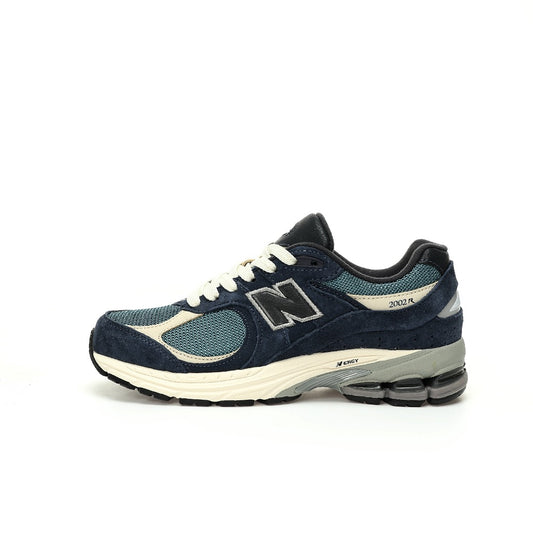 New Balance 2002R Sneakers