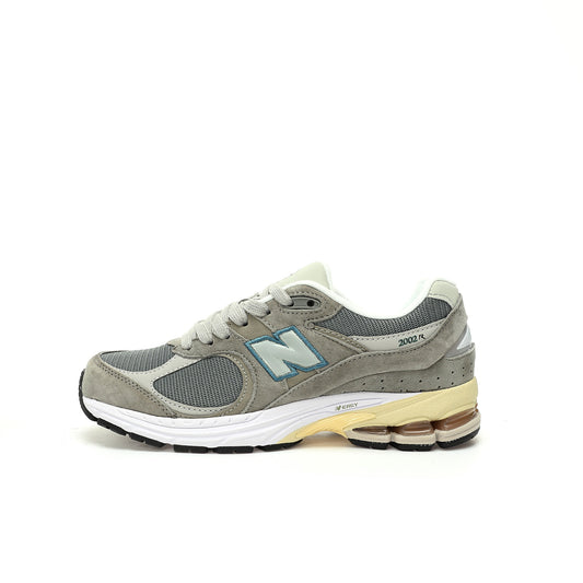 New Balance 2002R Sneakers