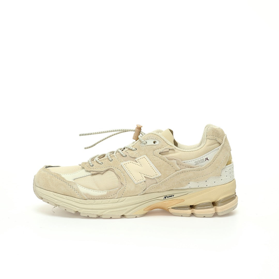 New Balance 2002R Sneakers