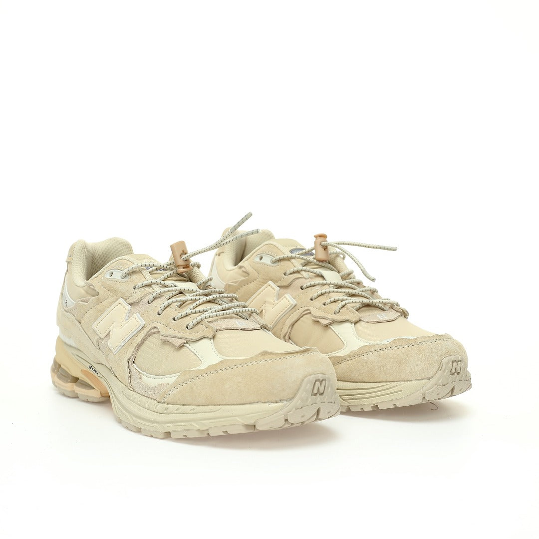 New Balance 2002R Sneakers