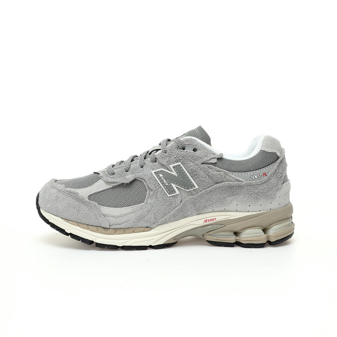 New Balance 2002R Sneakers